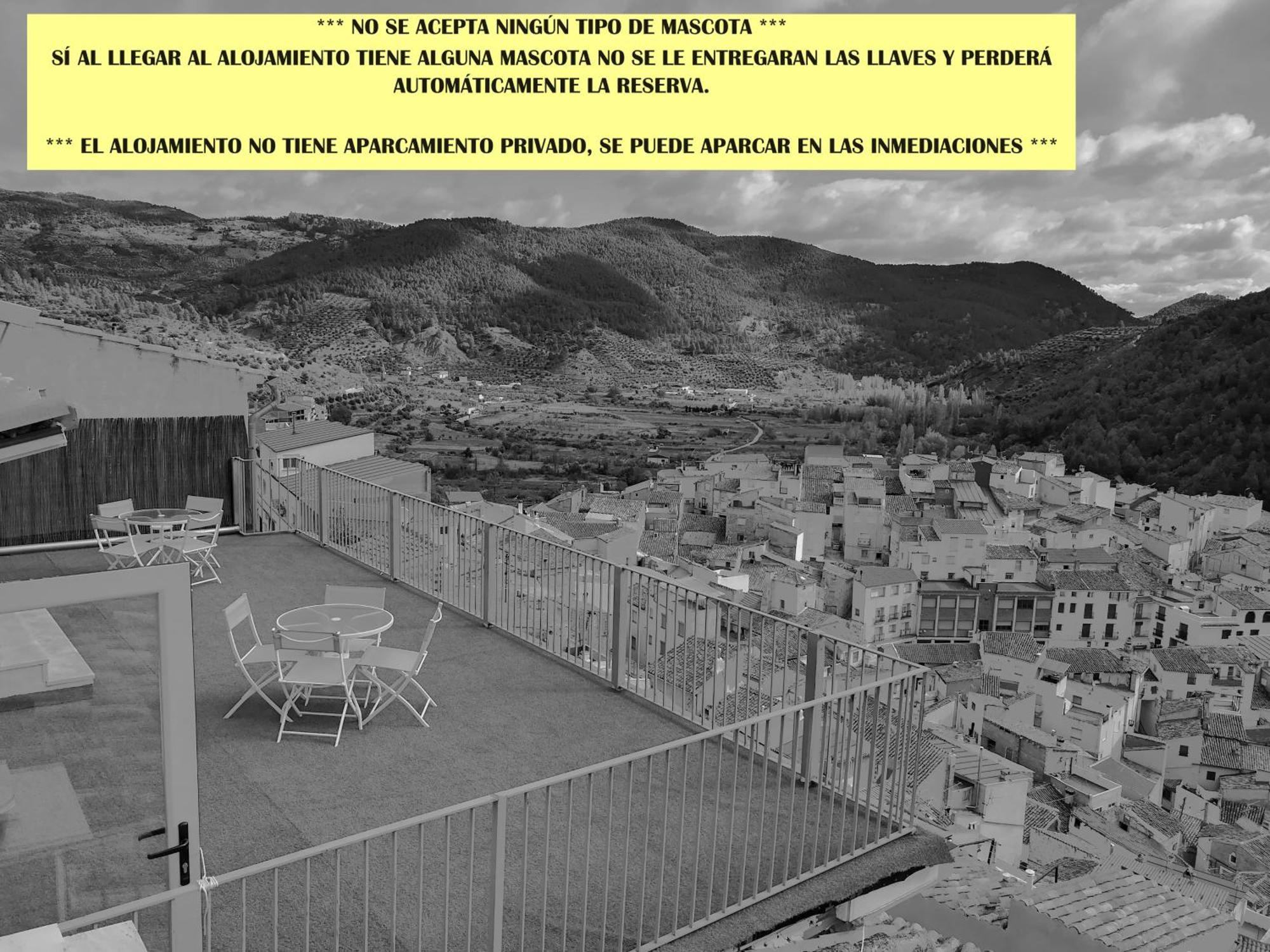 דירות Bogarra Domus Lapidis - La Galeria מראה חיצוני תמונה